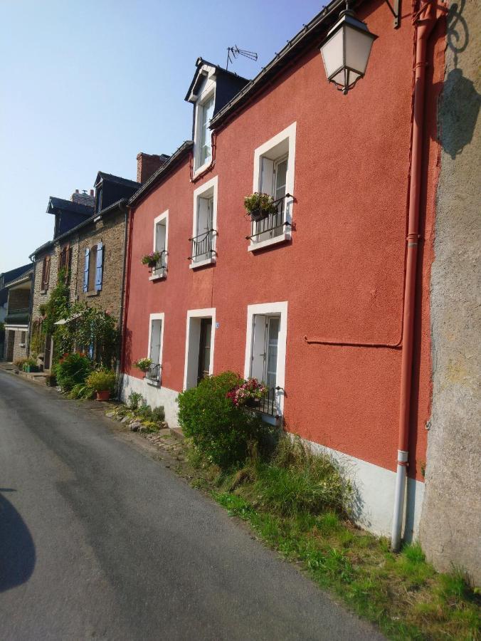 Chambre D'Art Bed & Breakfast Josselin Exterior photo